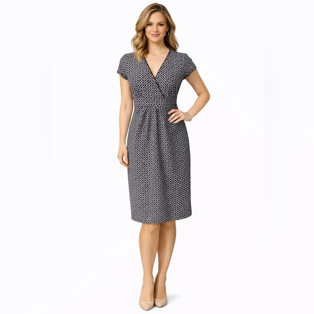 Boden Dress 6 R Navy Blue Ivory Stretch Cotton Short Sleeve Washable Pullover